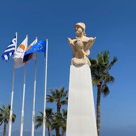 Larnaca Beach Apartment 1A מראה חיצוני תמונה