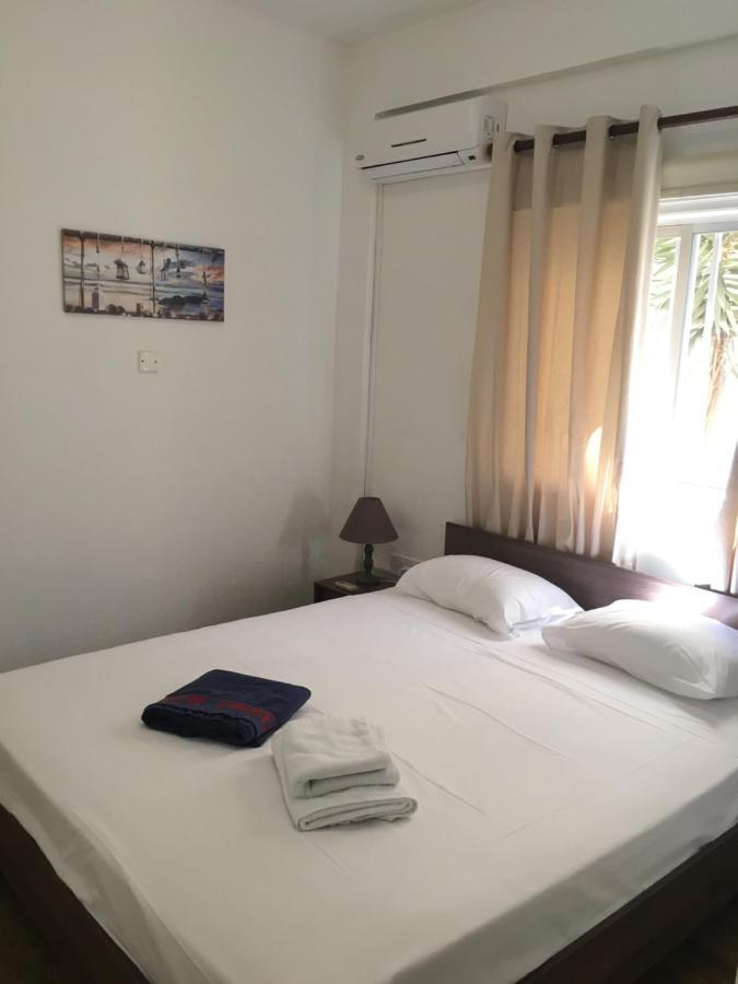 Larnaca Beach Apartment 1A מראה חיצוני תמונה