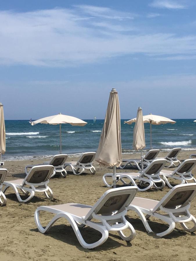 Larnaca Beach Apartment 1A מראה חיצוני תמונה